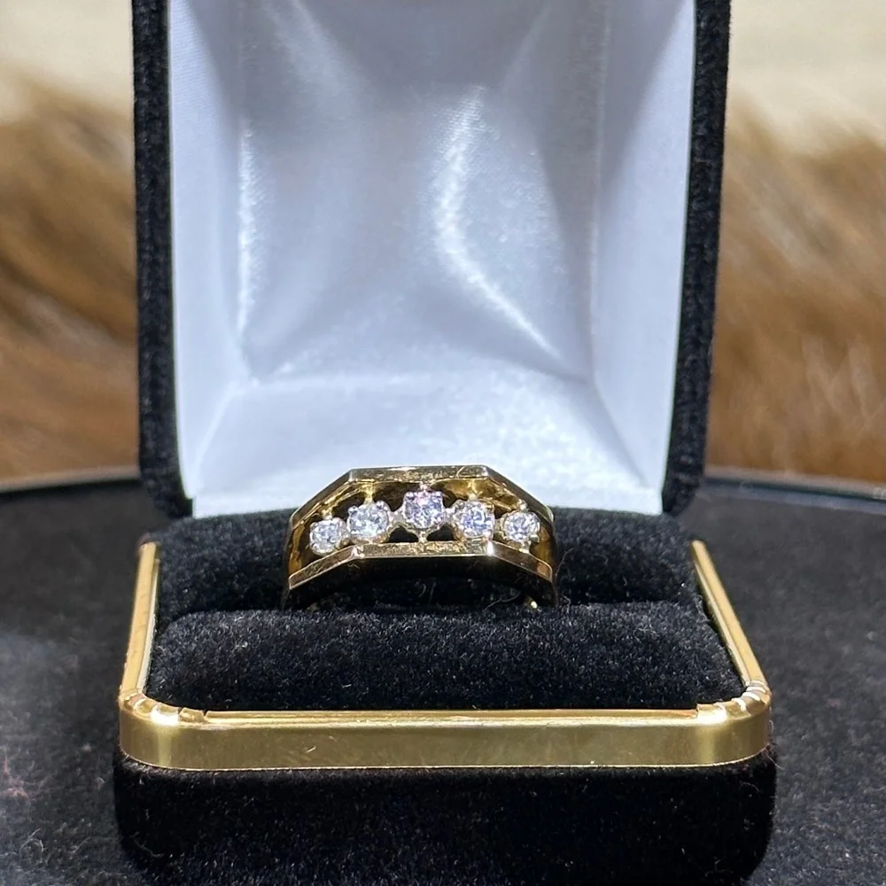 Gold Diamond Ring - Picture 1 of 4
